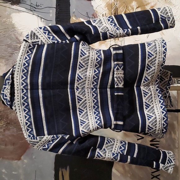 EUC Jacquard Blue & Black Aztec Tribal Wrap Jacket Women L - Picture 2 of 6